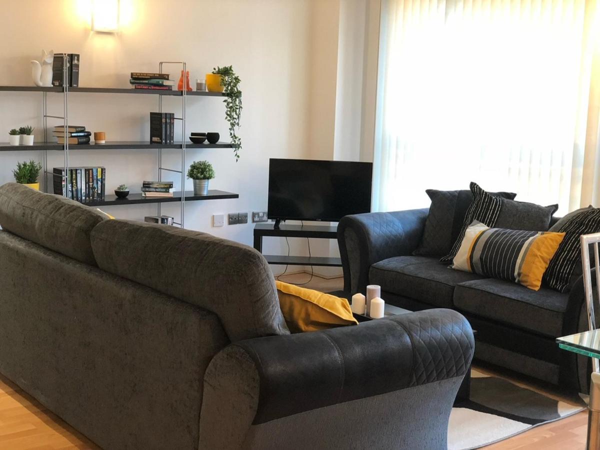 Westone View Villa Шефилд Екстериор снимка