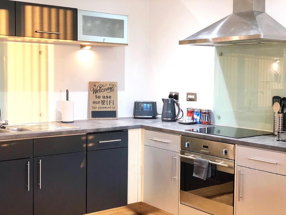 Westone View Villa Шефилд Екстериор снимка